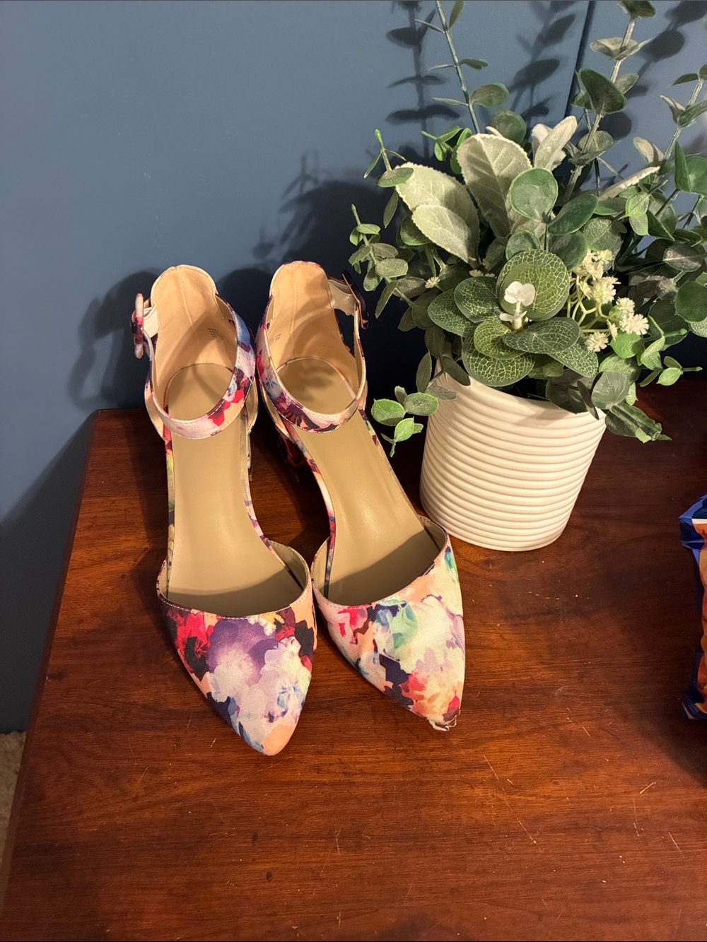 Dream Pairs Multicolor Floral Pointed-Toe Ankle Strap Heels